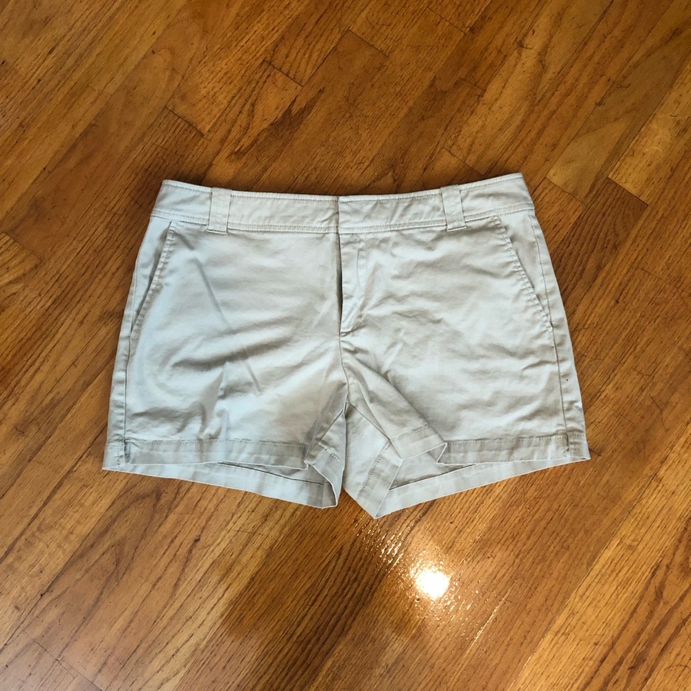 New York and Company Khaki Shorts Sz. 8